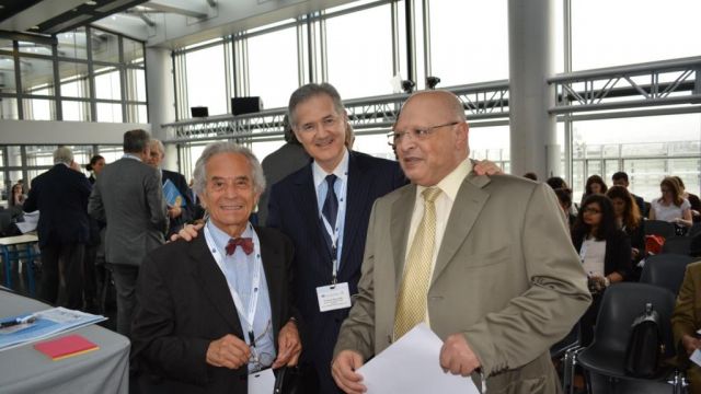 ????????????????????????????????????