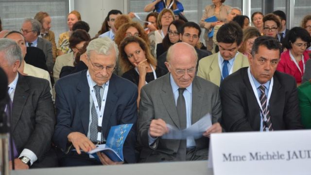 ????????????????????????????????????