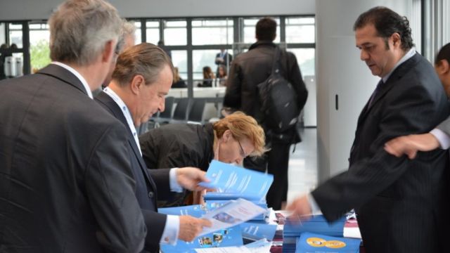 ????????????????????????????????????