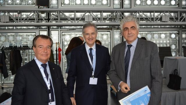 ????????????????????????????????????