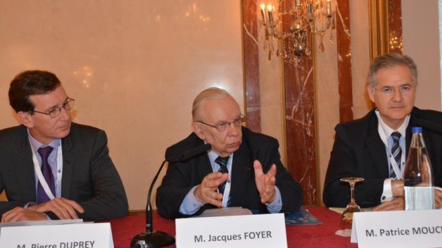 ????????????????????????????????????