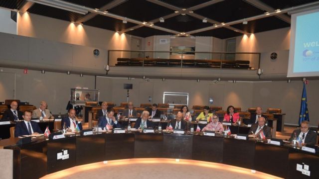 ????????????????????????????????????