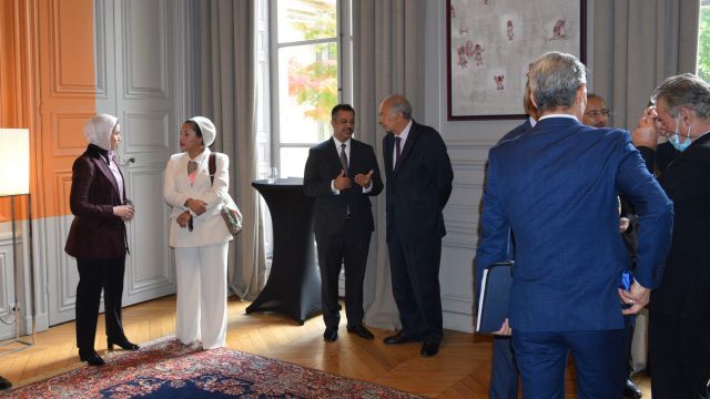 ????????????????????????????????????