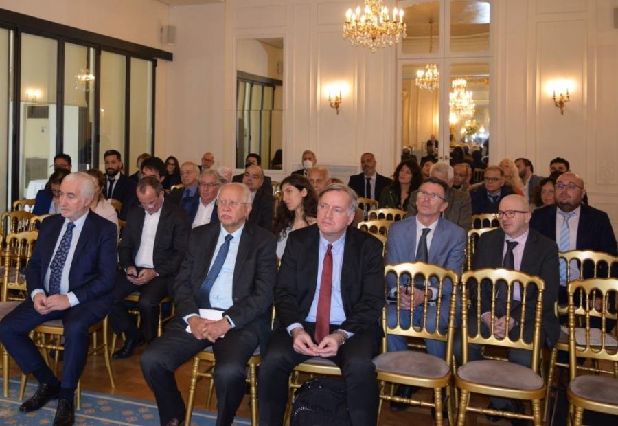 ????????????????????????????????????