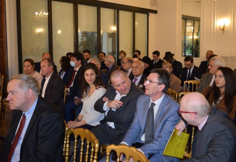 ????????????????????????????????????